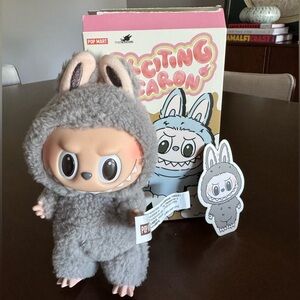 LABUBU - Exciting Macaron - SESAME BEAN